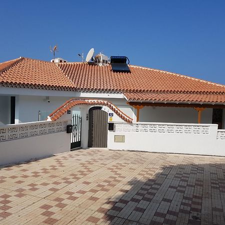 Coastal Hideaway Villa ปัวร์โตเดซานตีอาโก ภายนอก รูปภาพ